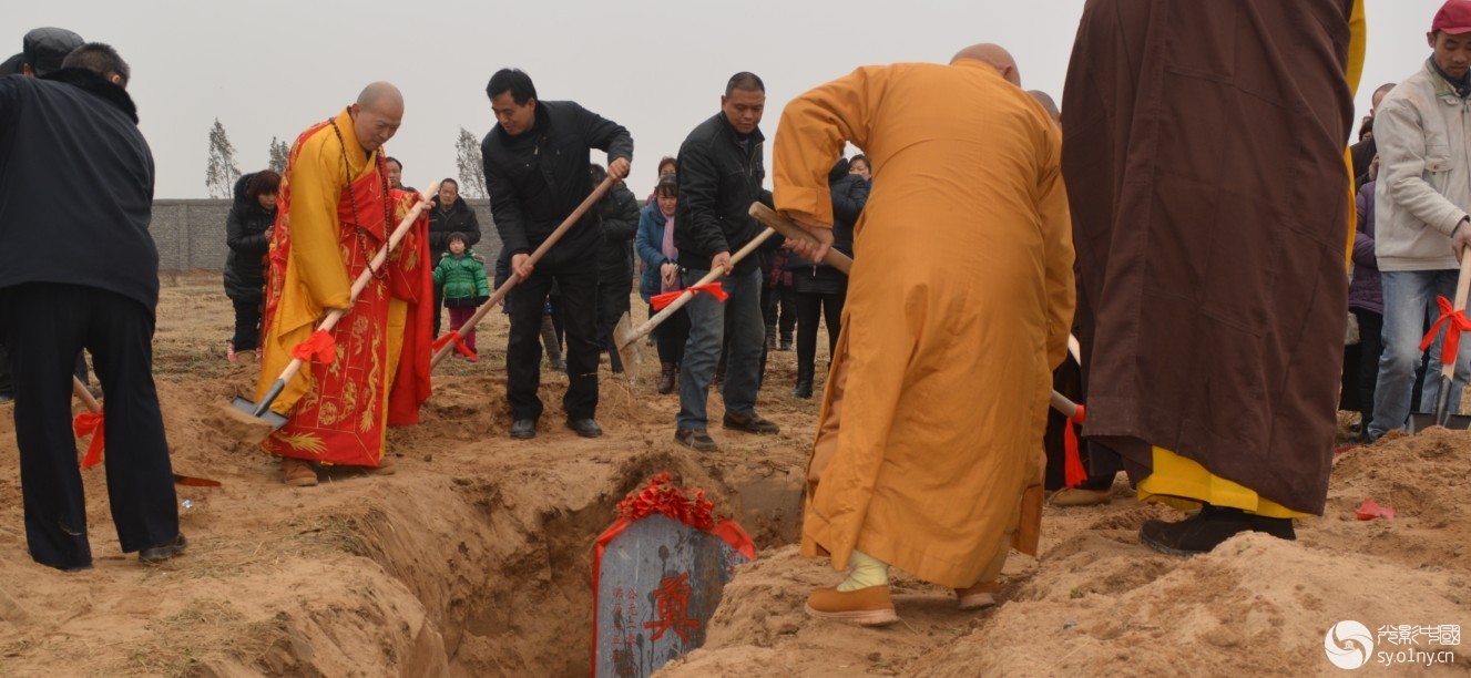 专家:革新土地财政是建立楼市长效机制的基石:足球赌注软件(图1) 十大足球赌注软件