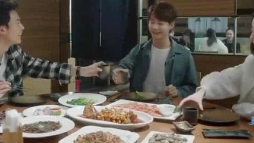 亚冠 申花对阵蔚山现代 观赛招募中!-足球赌注软件APP(图5) 足球赌注软件APP