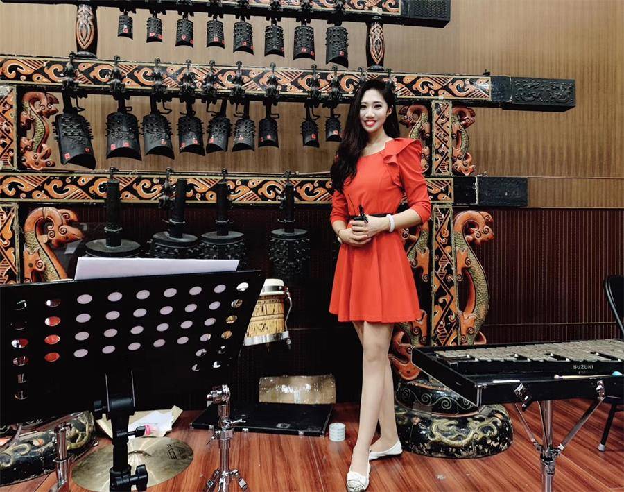 
【陈佳琦】北京电视台《北京直通车》栏目主持人【足球赌注软件APP】(图4)